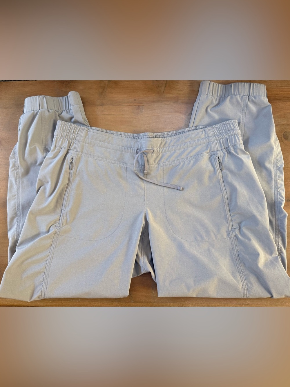 Athleta Capri length pants size 8T